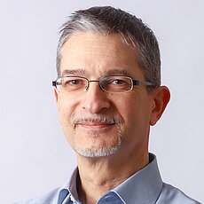 Dr. Gerhard Runze
