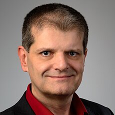  Michael Valent
